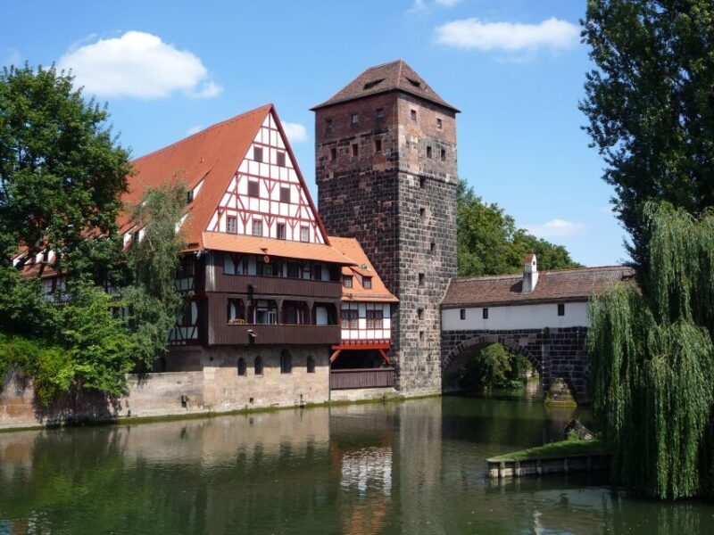 Nuremberg 2-Hour Old Town Highlights Walking Tour in English - Who Should Consider This Tour?