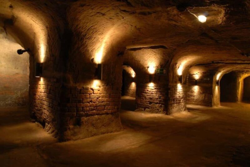 Nuremberg: Historical Rock Passages Tour - Key Points