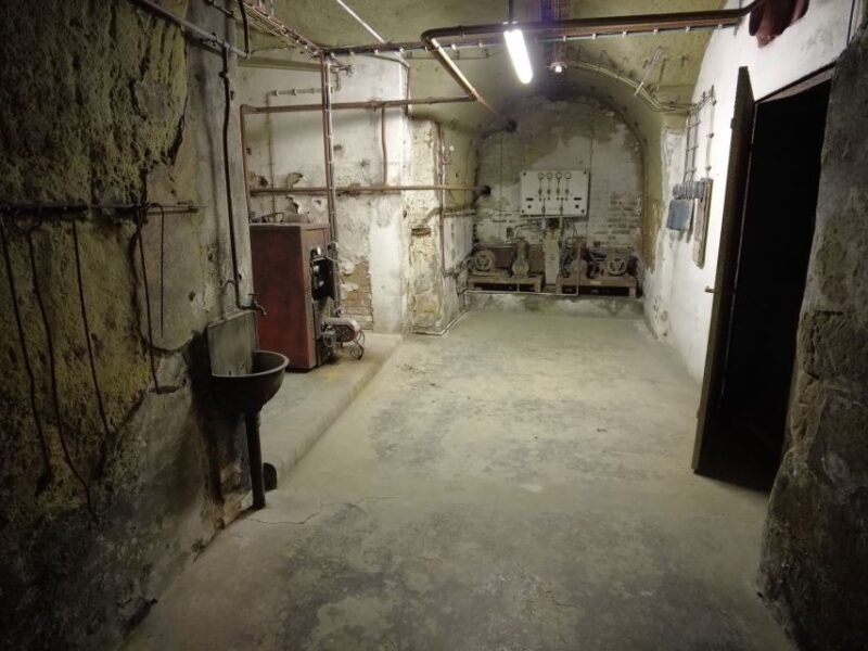 Nuremberg: Historischer Kunstbunker WWII Art Bunker Tour - Key Points