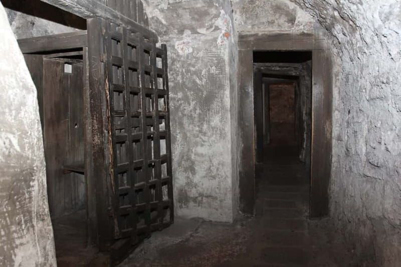 Nuremberg: Medieval Dungeons Guided Tour - The Torture Chamber: What to Expect and How to Prepare