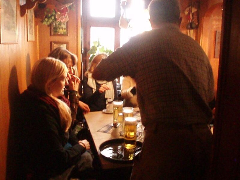 Nuremberg: Pub Crawl for Bachelor and Bachelorette Parties - Exploring the Details of the Pub Crawl Experience