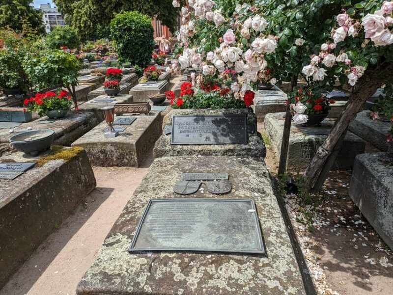 Nuremberg: St. Johannis Friedhof &Hesperidengärten IN GERMAN - Is This Tour Worth It?
