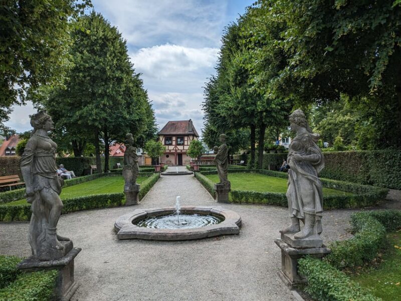 Nuremberg: St. Johannis Friedhof &Hesperidengärten IN GERMAN - Who Is This Tour For?