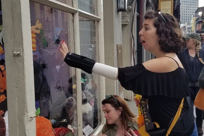 Nutty New Orleans Scavenger Hunt - Discovering New Orleans Through a New Lens