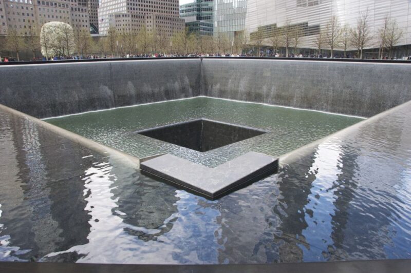 NYC: 9/11 Memorial and Financial District Walking Tour - What to Expect on the Tour