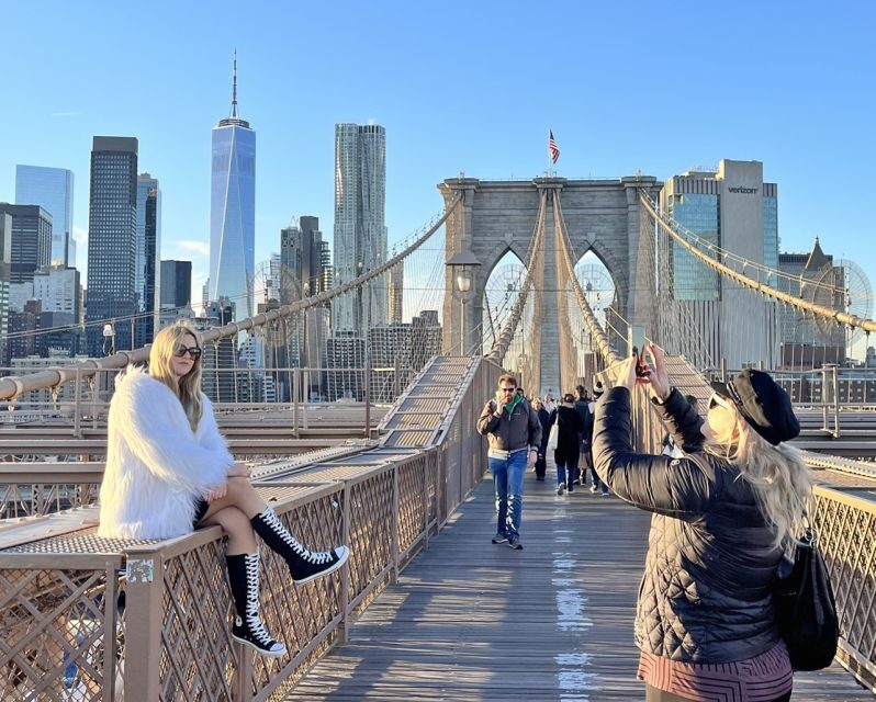 NYC: Brooklyn Bridge and Dumbo Guided Walking Tour - The Experience in Detail