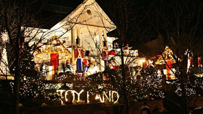 NYC: Christmas Lights Tour and Dyker Heights - FAQs