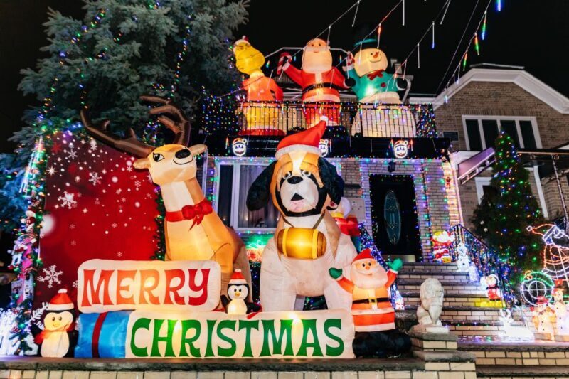 NYC: Dyker Heights Christmas Lights & Skyline View Bus Tour - FAQ