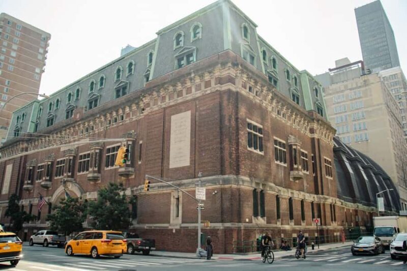 NYC: East Village & Midtown Irish History Walking Tour - Key Points