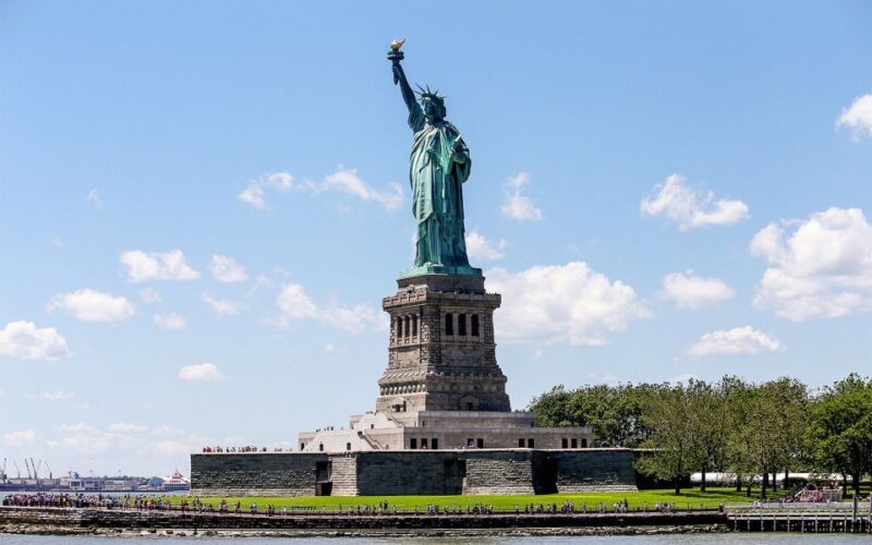 NYC: Ellis Island Private Tour with Liberty Island Access - FAQ