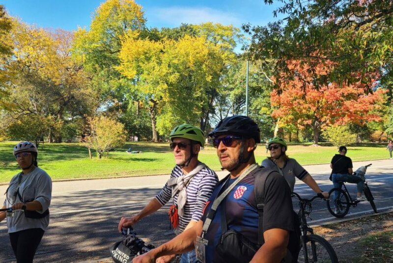 NYC: English or German Central Park Bike Tour & eBike Option - Who Will Love This Tour?