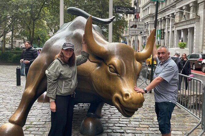 NYC Essential Guided Walking Tour of Manhattan - Key Points