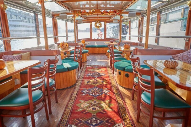 NYC: Evening Jazz Cruise on the Yacht Manhattan - The Downsides and Practicalities