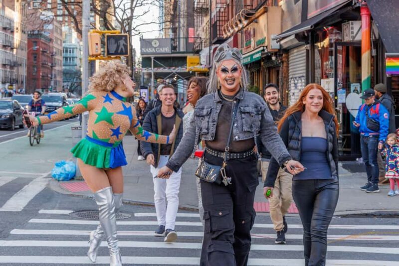 NYC: Fabulous Drag Night Out with a Drag Queen - What Is the Experience All About?