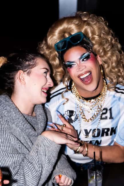 NYC: Fabulous Drag Night Out with a Drag Queen - The Social, Nightlife Element