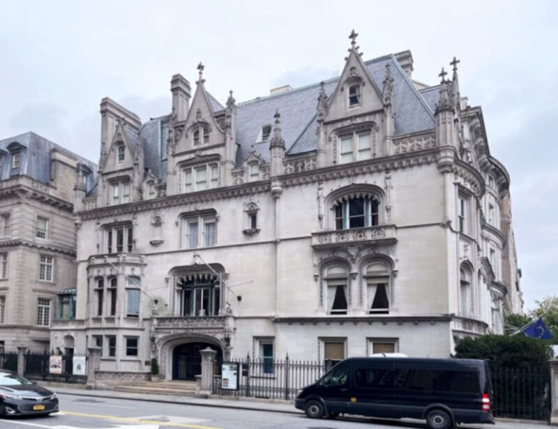 NYC: Fifth Ave Gilded Age Mansions Guided Walking Tour - An In-Depth Look at the Tour Experience