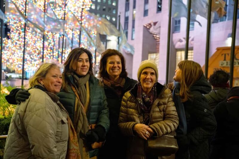 NYC: Holiday Lights and Dyker Heights Luxury Bus Tour - FAQ