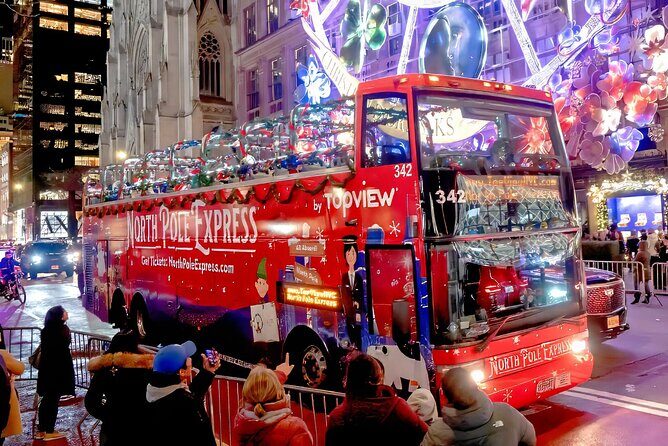NYC Holiday Lights Sightseeing Bus Tour - An In-Depth Look at the NYC Holiday Lights Sightseeing Bus Tour