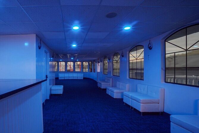 NYC Liberty Belle Family Fireworks New Year's Eve Cruise - Key Points