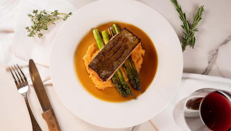 NYC: Manhattan Skyline Dining Cruise - FAQ