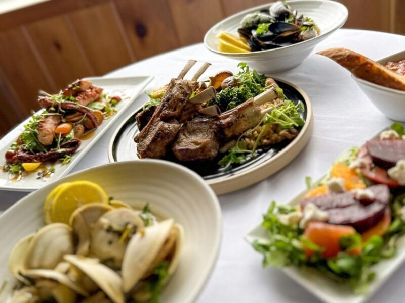 NYC: New Year's Eve Dinner Cruise with Music and Open Bar - Key Points