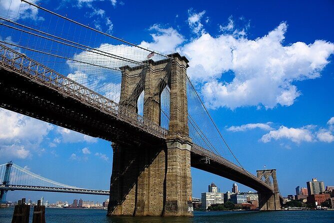 NYC New York Airport Transfer JFK/LGA/EWR to Manhattan | Brooklyn - Who Should Consider This Service?
