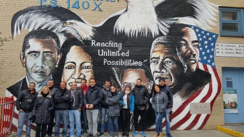 NYC: New York Contrasts Tour, Harlem, and Gospel Mass - Key Points