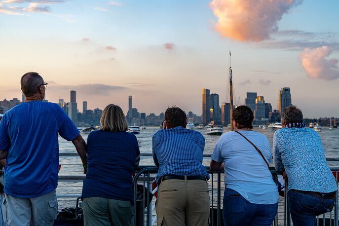 NYC: Serenity Yacht New Years Eve Party Cruise - FAQ