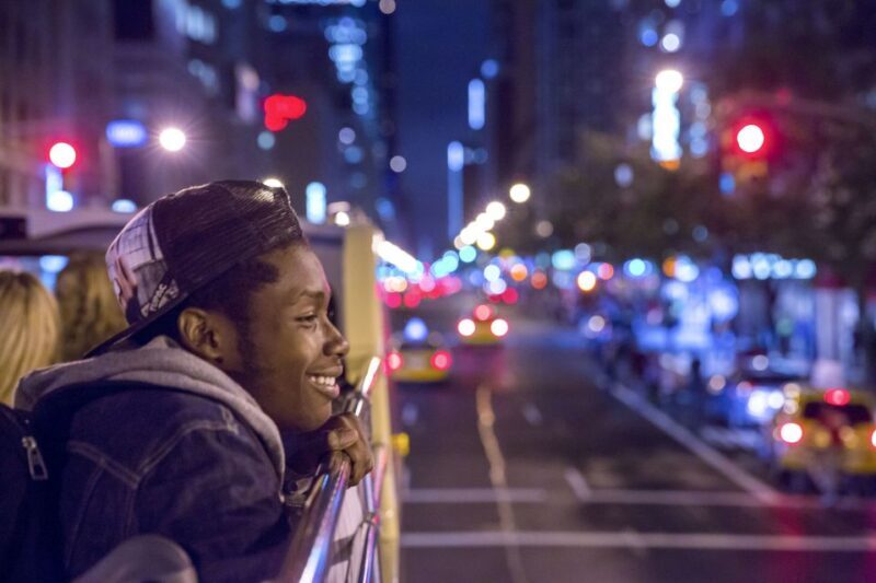 NYC: Sightseeing Night Tour by Open-Top Bus with Live Guide - Guides and Commentary: Making the City Come Alive