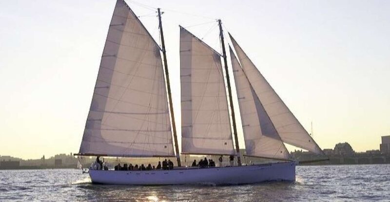 NYC: Sunset Sail Aboard Schooner Adirondack - The Sailing Experience: A Mix of Comfort and Charm