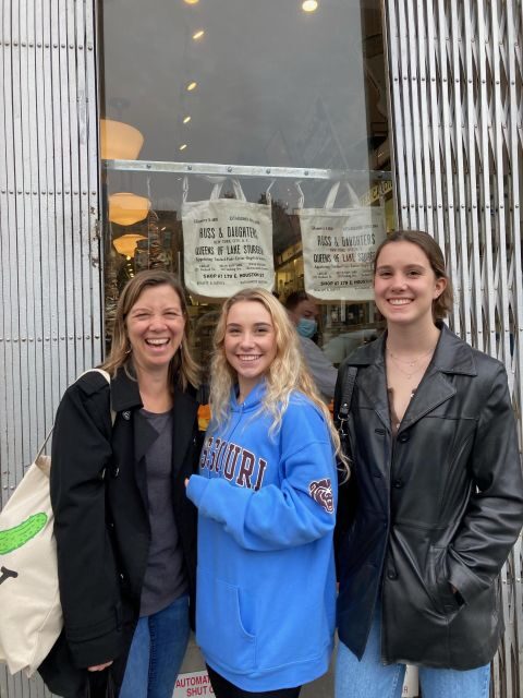 NYC: Tastes of Lower East Side Tour - The Guide & Group Dynamics