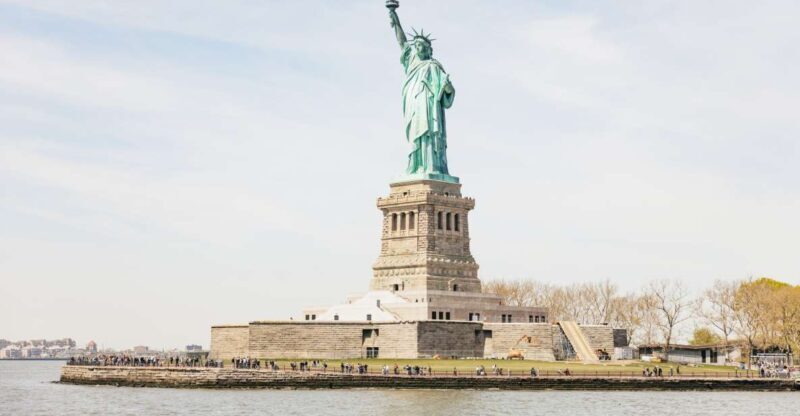 NYC: Wall Street Tour with 9/11 Memorial and Statue Ferry - How the Tour Runs Day-to-Day