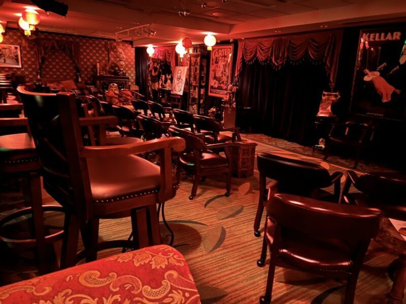 Oahu: Hilton Waikiki Beach Hotel Magical Mystery Show - Who Should Consider This Experience?