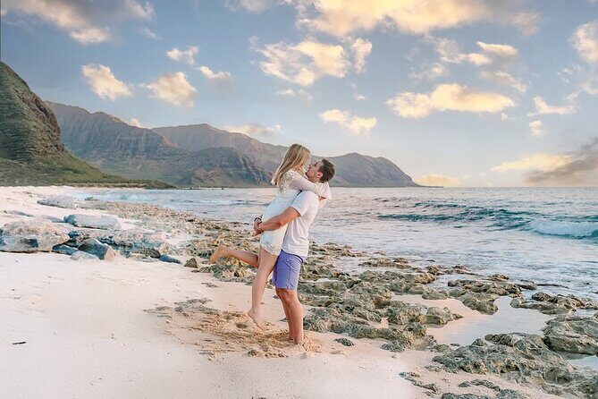 Oahu Professional Photographer Couples and Families - Authentic Experiences and Real Feedback