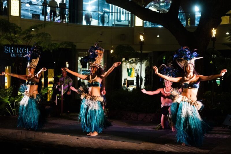 Oahu: Queens Waikiki Luau - Who Should Consider This Luau?