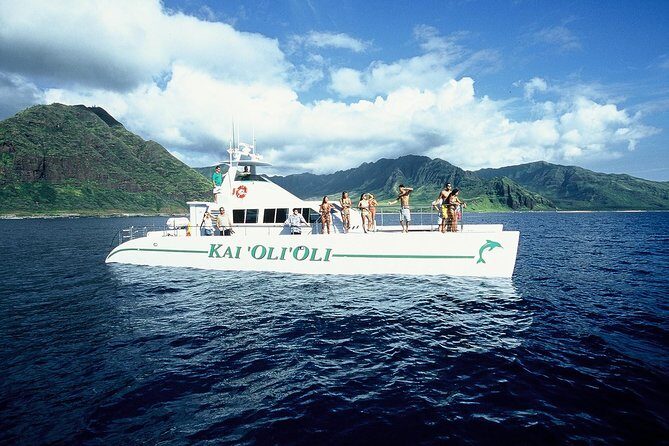 Oahu: Snorkeling and Dolphin Watch Cruise With Hawaiian Buffet - The Experience in Detail: The Itinerary