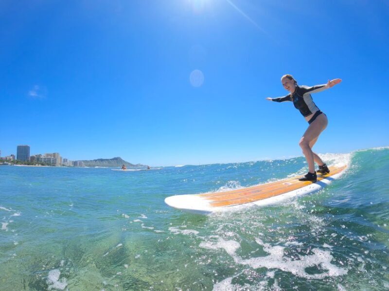 Oahu: Surfing Lessons for 2 People - Who Will Love This?