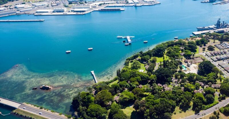 Oahu: USS Arizona Memorial and City Highlights Tour - Pearl Harbor Visit