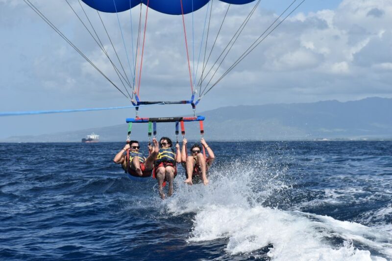 Oahu: Waikiki Parasailing - FAQ