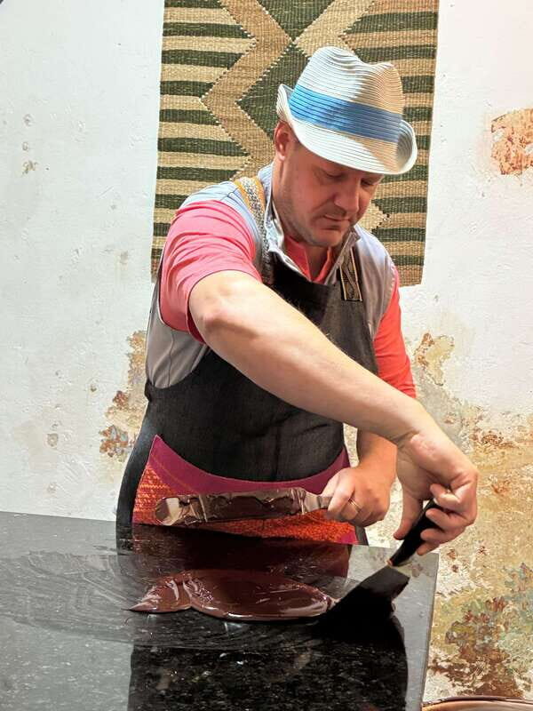 Oaxaca: Create Your Own Chocolate Bars - Oaxaca: Create Your Own Chocolate Bars – An Honest Look