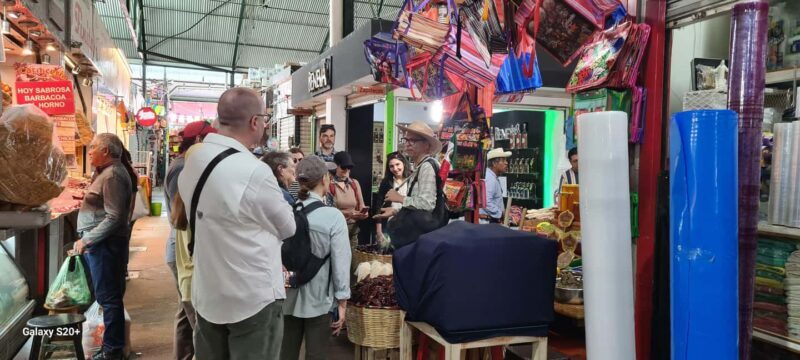 Oaxaca: Discover Monte Albán and the markets of Oaxaca - Key Points