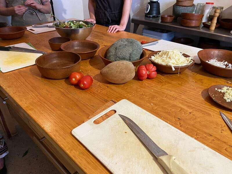 Oaxaca: Oaxacan Mole Workshop with a Traditional Cook - Key Points