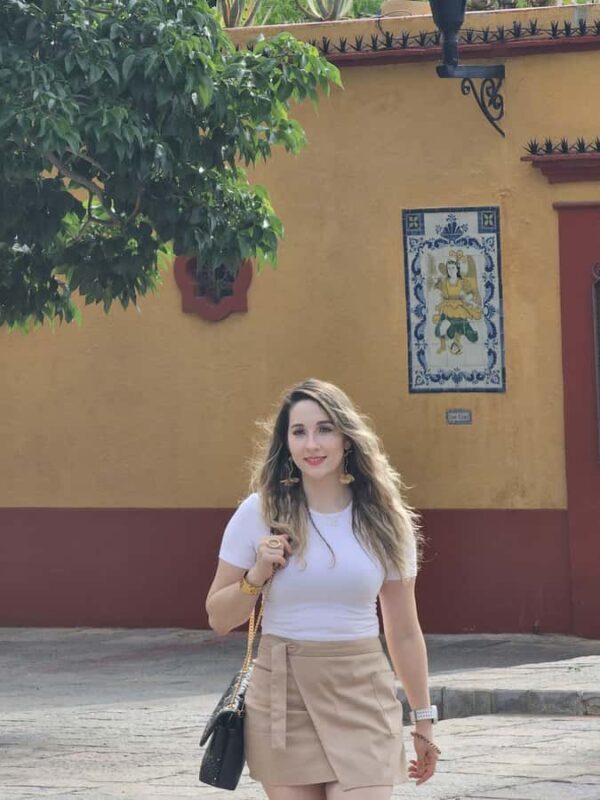 Oaxaca: Photo Session with a Mr. Oaxaca Model - FAQ