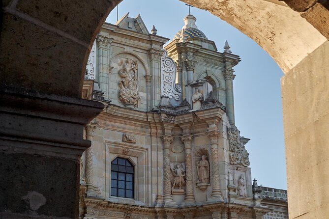 Oaxacan Urban Mythology and Colonial Art - A Deep Dive into the Tour Experience