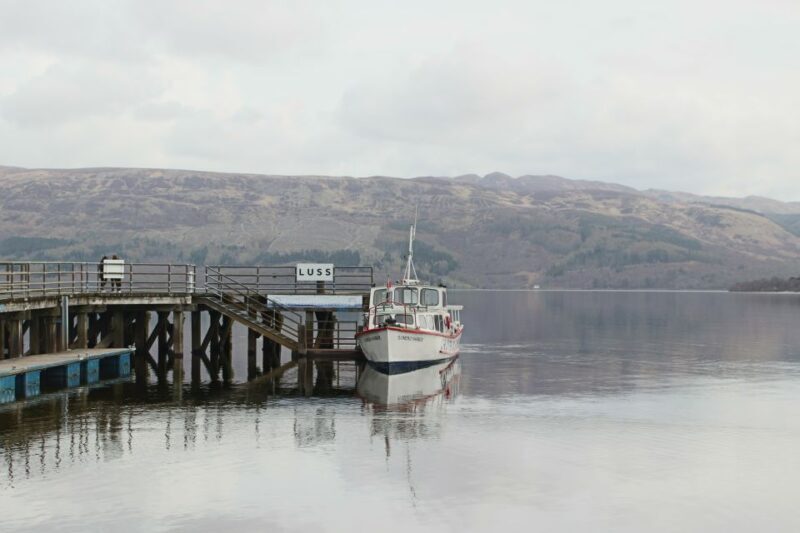 Oban, Lochs & Inveraray Full-Day Tour from Edinburgh - Inveraray: History and Loch Fyne