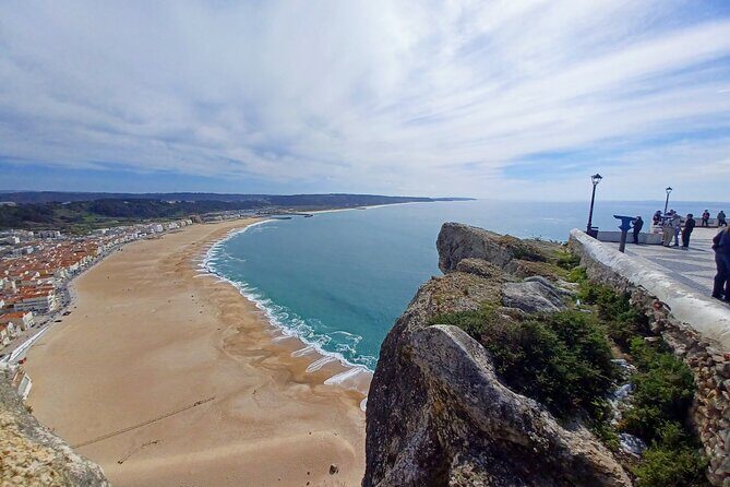Óbidos - Nazaré - Mafra (National Palace of Mafra)Private tour from Lisbon - Medieval Óbidos: Walking Through History