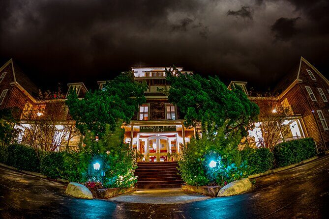 OBX Ghost Tours: Lighthouse Wraiths & Dune Shadows - The Itinerary: Haunted Stops in Manteo