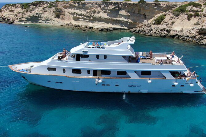 Ocean Flyer VIP Cruise from Paphos Adults Only - FAQ