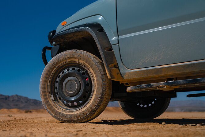 OFF-ROAD Tour, Seven Magic Mountain Guided Tour - Key Points