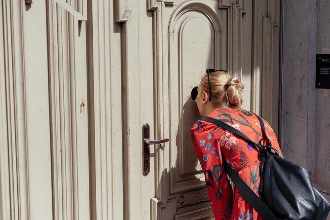 Off the Beaten Track in Warsaw: Private City Tour - Discovering Warsaw’s Hidden Side